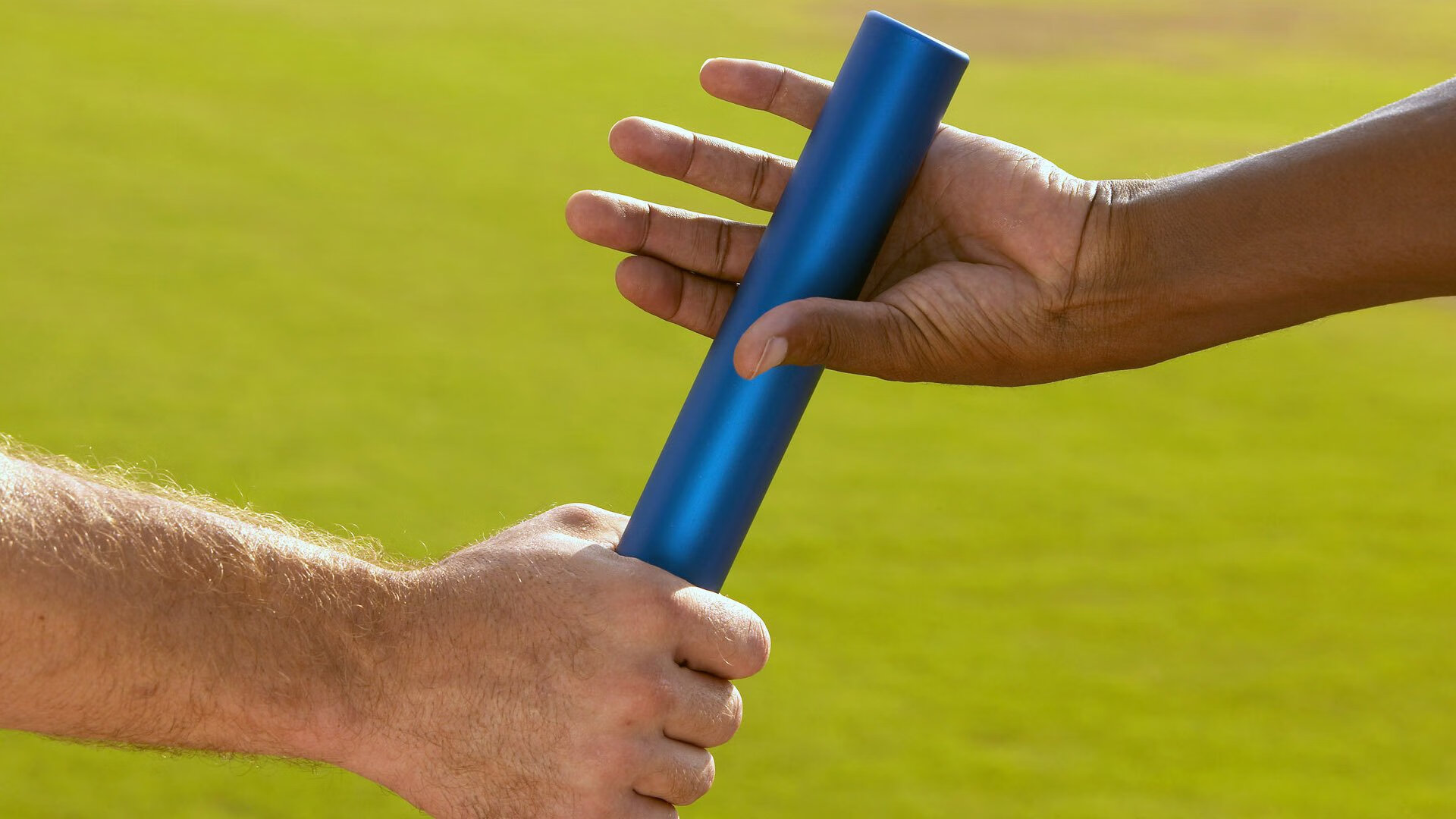 开云体育链接-巴西骑手安娜·卡塔琳娜在巴黎奥运会障碍赛中获得铜牌，展现坚韧精神。